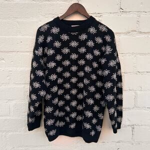Vintage Amanda Smith Black Silver Snowflake Knitred Sweater Size Small
